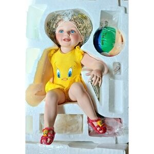 Ashton Drake Summer Lovin Tweety Doll Porcelain Looney Tunes COA Accessories Box